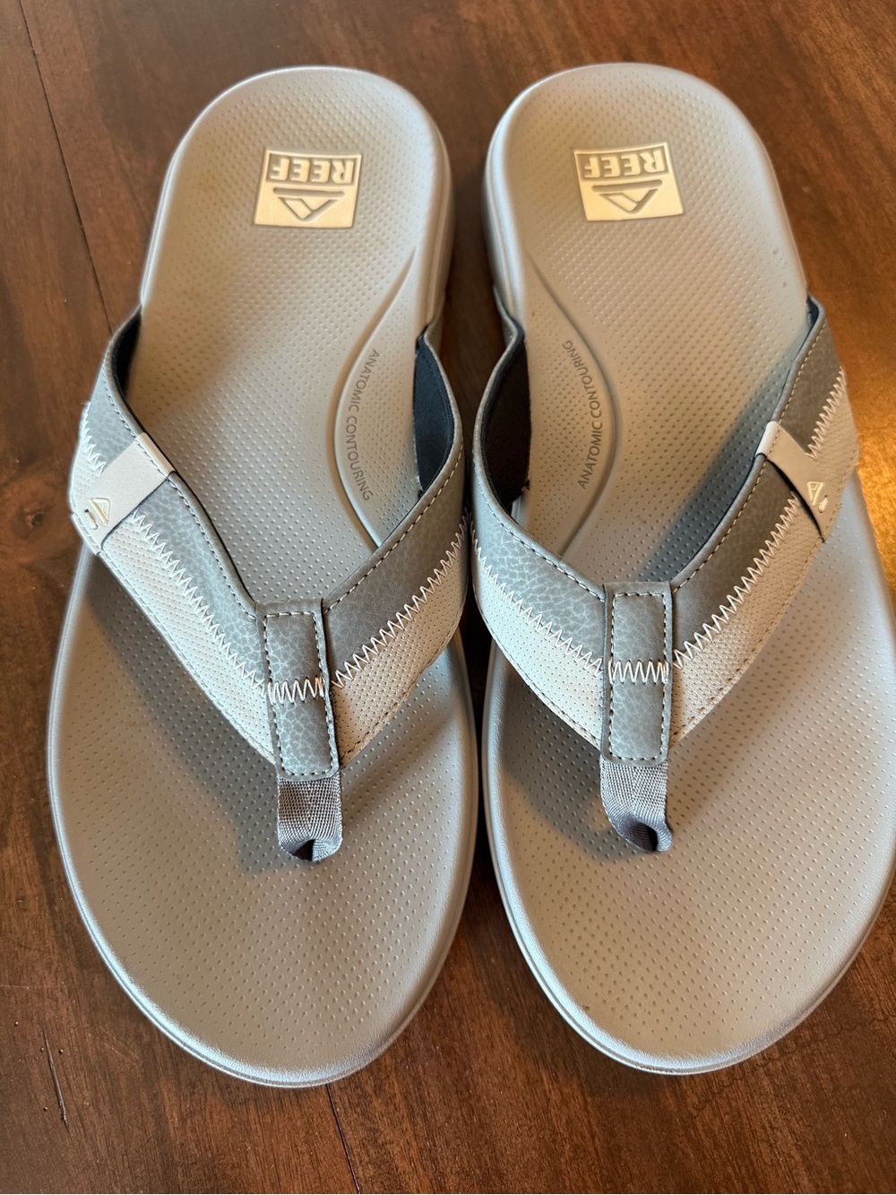 Reef Kids Gray and Light Gray Dual-Tone Flip Flops